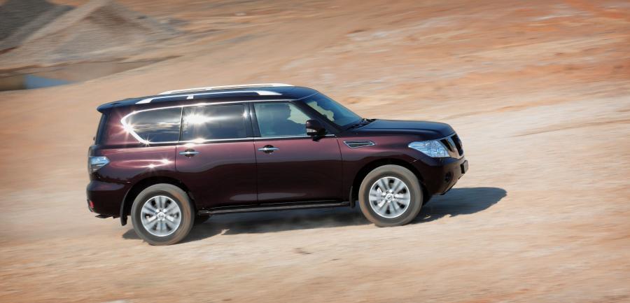  Nissan Patrol 2010 года  (фото 50 из 118)